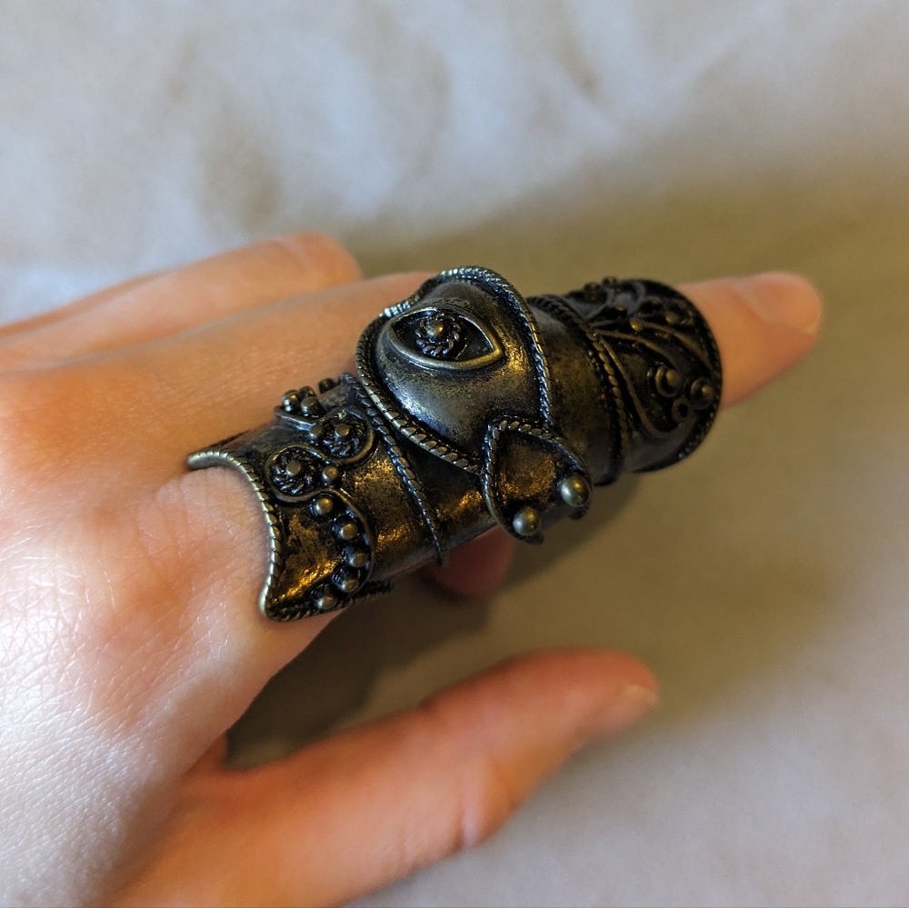 Hinged Knuckle Ring, approx. Size 4
